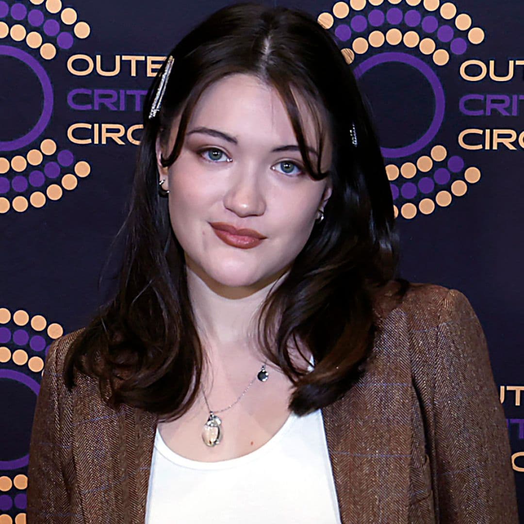  Isa Briones's Tank Top and Jeans Outfit Proves There's a Fashion Girl Behind Those 'Pitt' Scrubs 