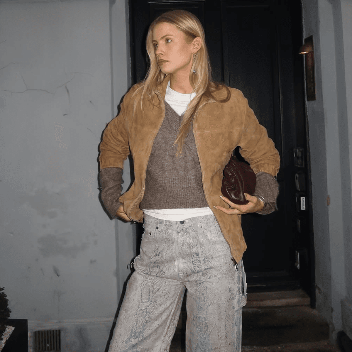 Chic Layering Rules: How Fashion People Are Wearing Jumpers With Jeans, Skirts and Everything in Between